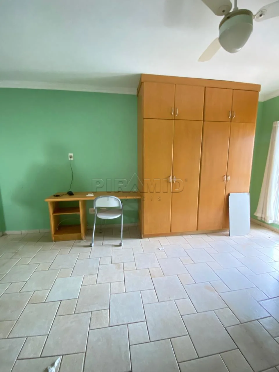 Alugar Apartamento / Padr&atilde;o em Ribeir&atilde;o Preto R$ 1.000,00 - Foto 3