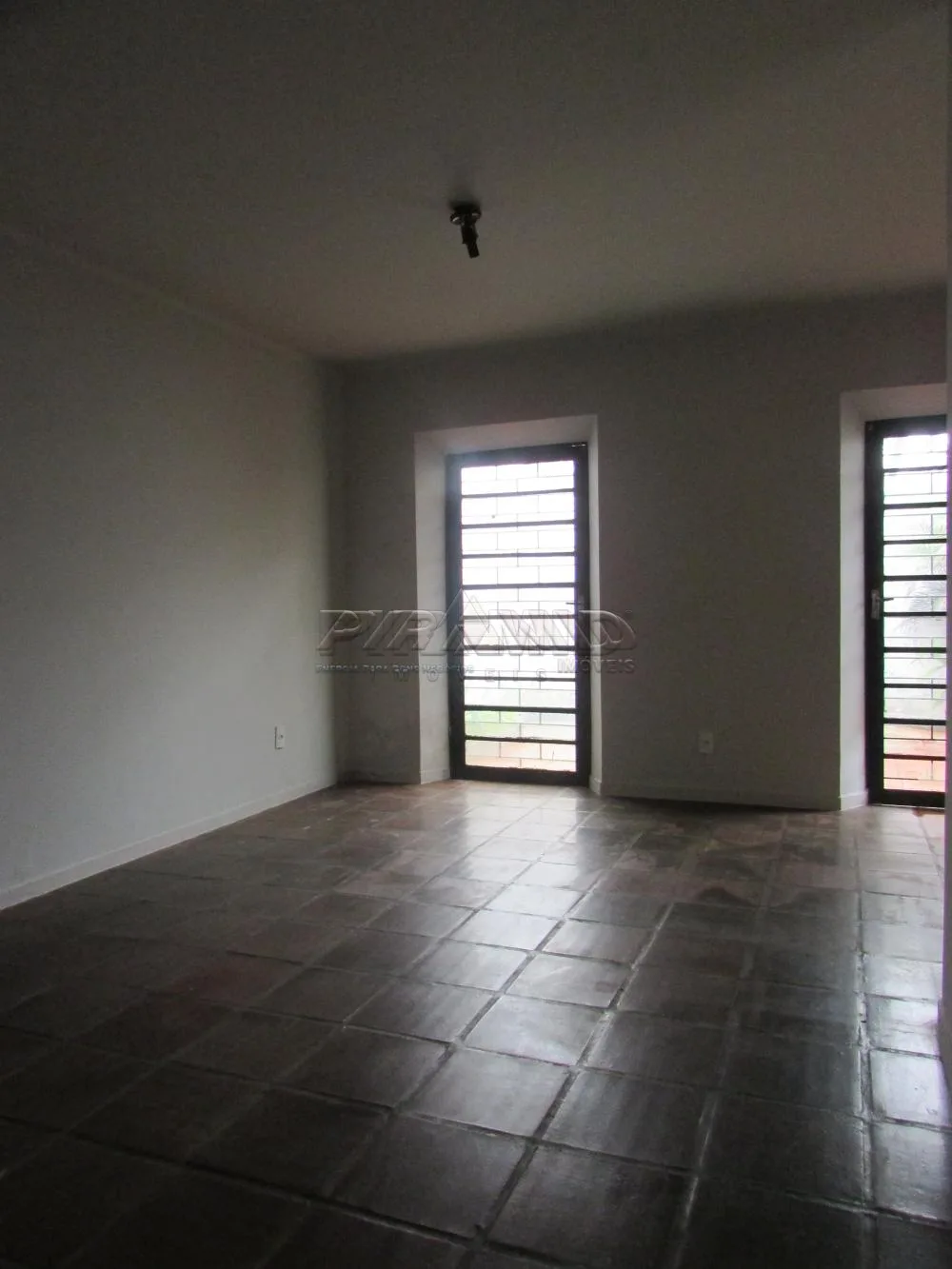 Alugar Casa / Padr&atilde;o em Ribeir&atilde;o Preto R$ 4.000,00 - Foto 11