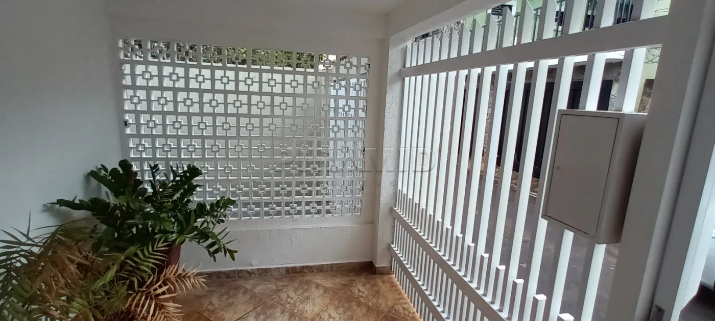 Alugar Casa / Padr&atilde;o em Ribeir&atilde;o Preto R$ 2.500,00 - Foto 1
