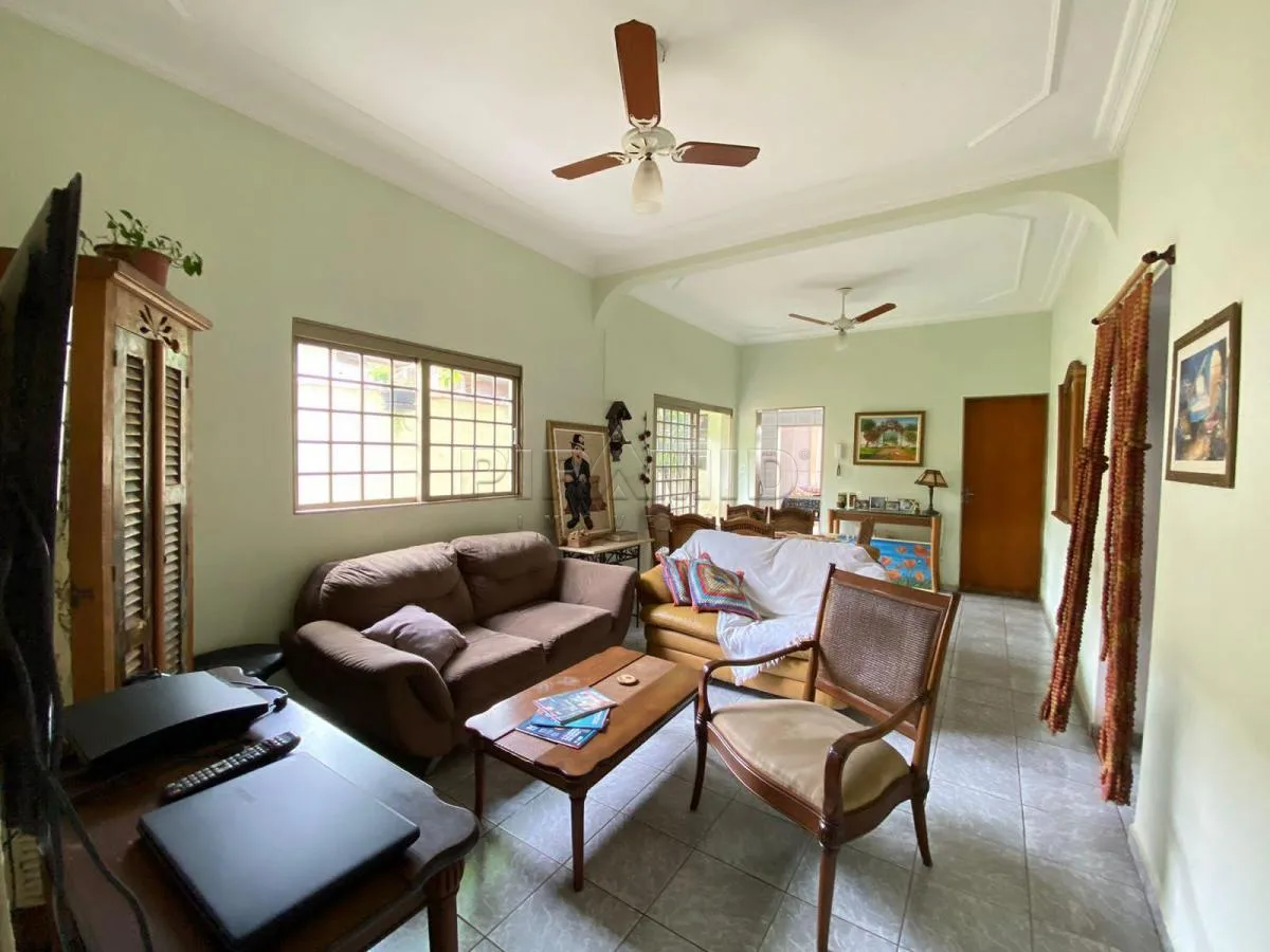 Comprar Casa / Padr&atilde;o em Ribeir&atilde;o Preto R$ 480.000,00 - Foto 4