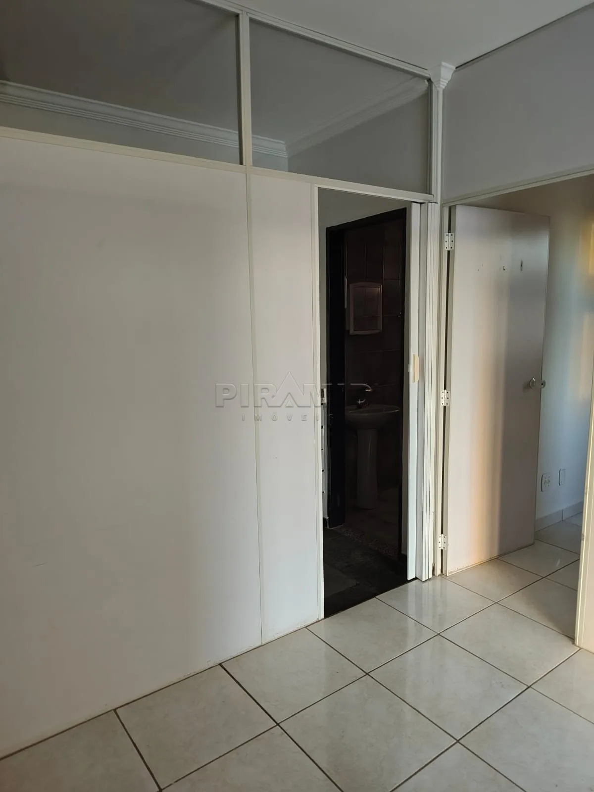 Alugar Comercial / Sala em Ribeir&atilde;o Preto R$ 1.400,00 - Foto 6
