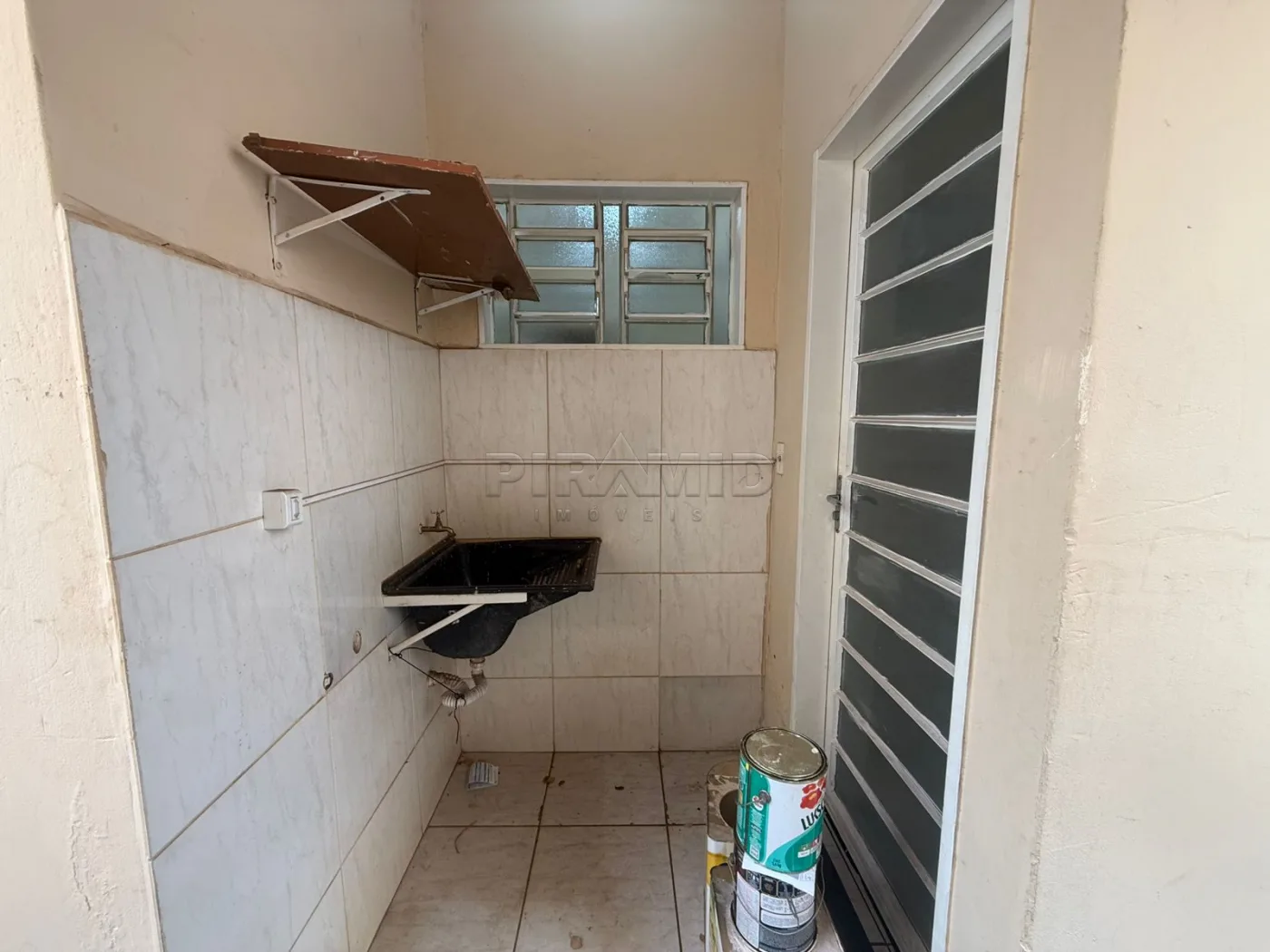 Alugar Casa / Padr&atilde;o em Ribeir&atilde;o Preto R$ 1.750,00 - Foto 12