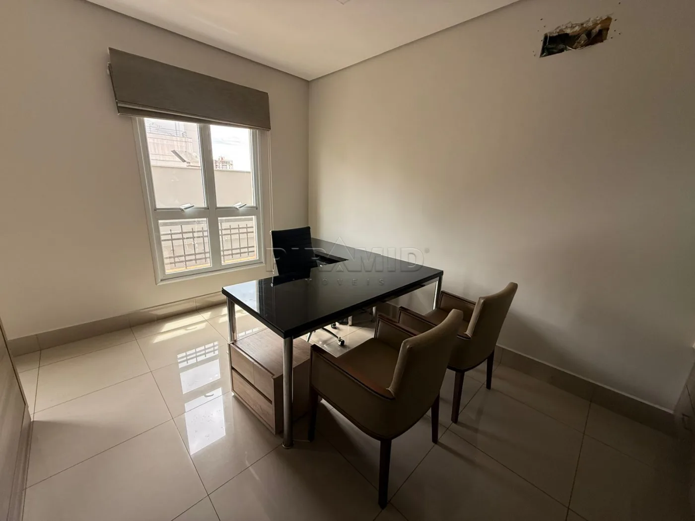 Alugar Comercial / Sala em Ribeir&atilde;o Preto R$ 2.100,00 - Foto 4