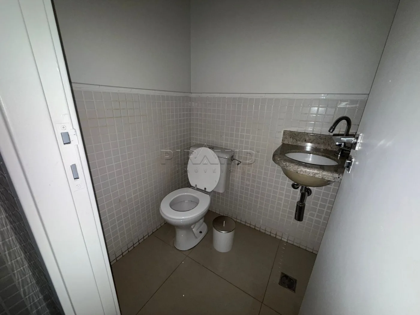 Alugar Comercial / Sala em Ribeir&atilde;o Preto R$ 2.100,00 - Foto 13