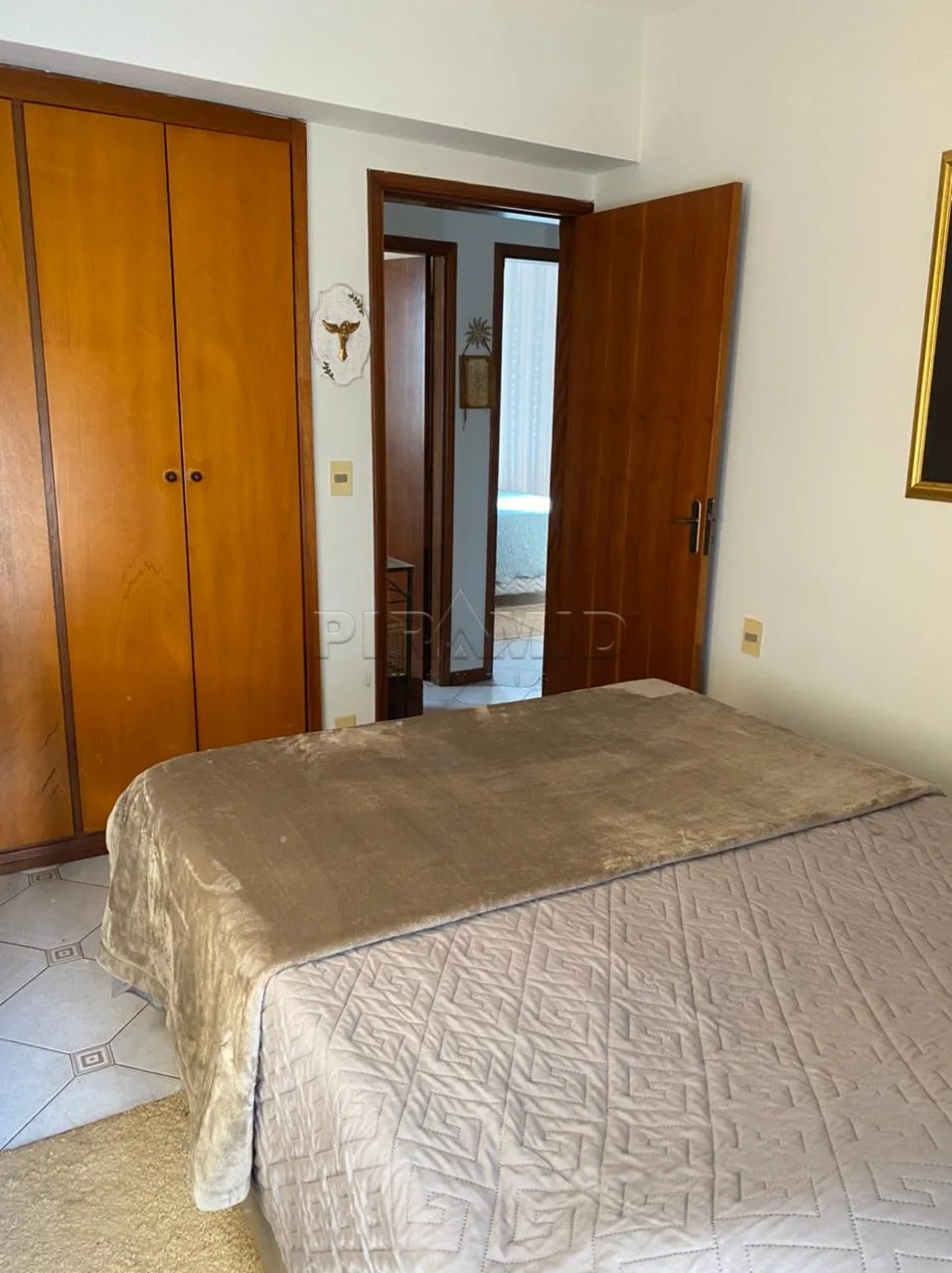 Alugar Apartamento / Padr&atilde;o em Ribeir&atilde;o Preto R$ 900,00 - Foto 7
