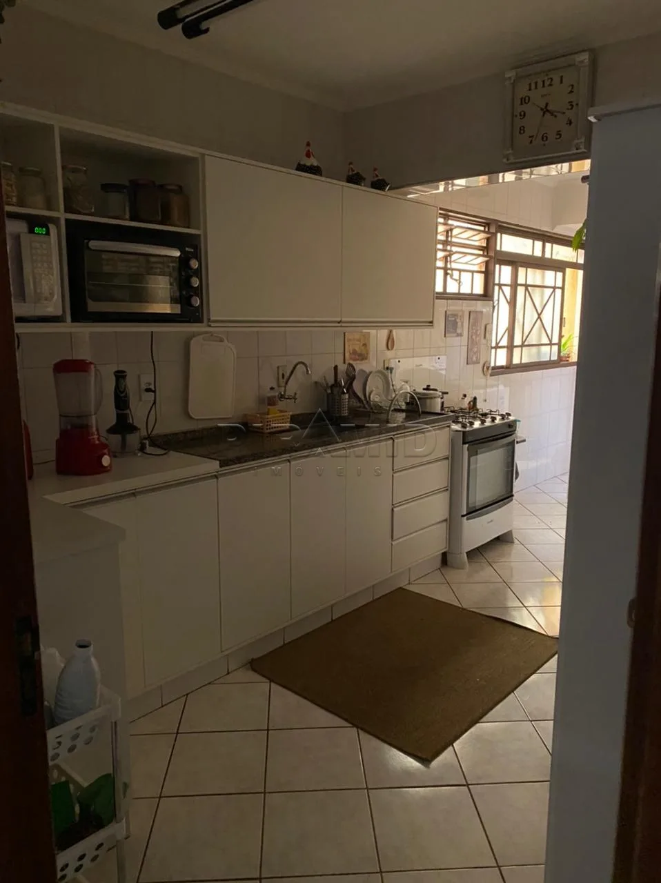 Alugar Apartamento / Padr&atilde;o em Ribeir&atilde;o Preto R$ 900,00 - Foto 13