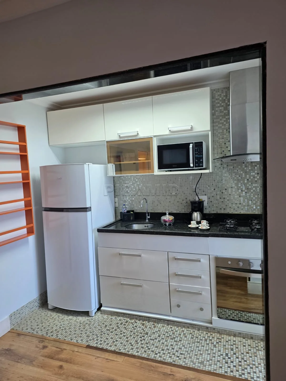 Alugar Apartamento / Padr&atilde;o em Ribeir&atilde;o Preto R$ 2.100,00 - Foto 9