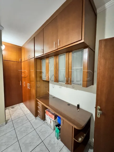 Alugar Casa / Padr&atilde;o em Ribeir&atilde;o Preto R$ 1.300,00 - Foto 7