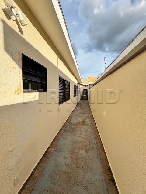 Alugar Casa / Padr&atilde;o em Ribeir&atilde;o Preto R$ 1.300,00 - Foto 12