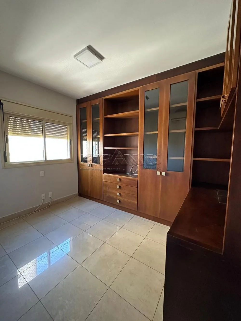 Alugar Apartamento / Padr&atilde;o em Ribeir&atilde;o Preto R$ 4.200,00 - Foto 10
