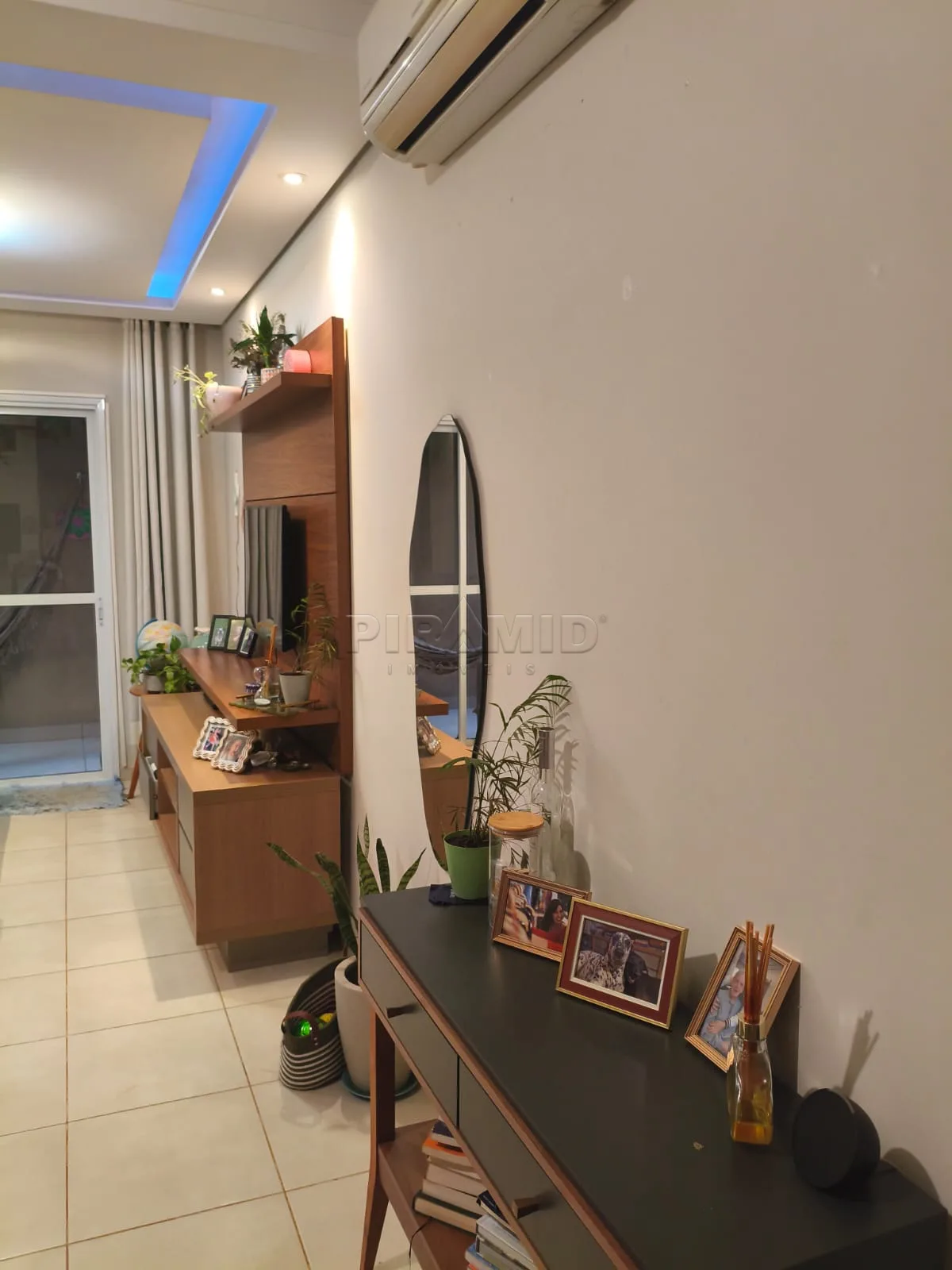 Alugar Apartamento / Padr&atilde;o em Ribeir&atilde;o Preto R$ 2.500,00 - Foto 2