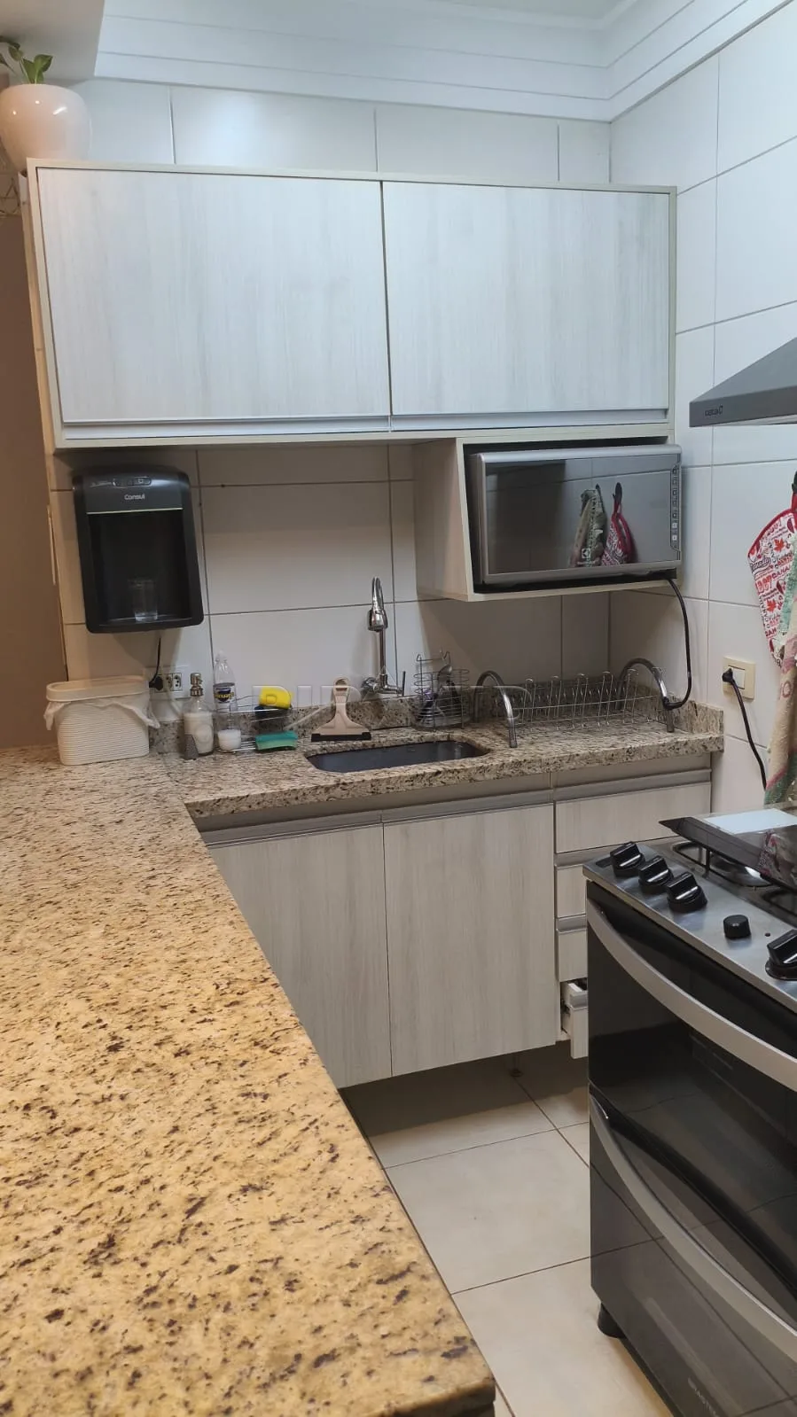 Alugar Apartamento / Padr&atilde;o em Ribeir&atilde;o Preto R$ 2.500,00 - Foto 4