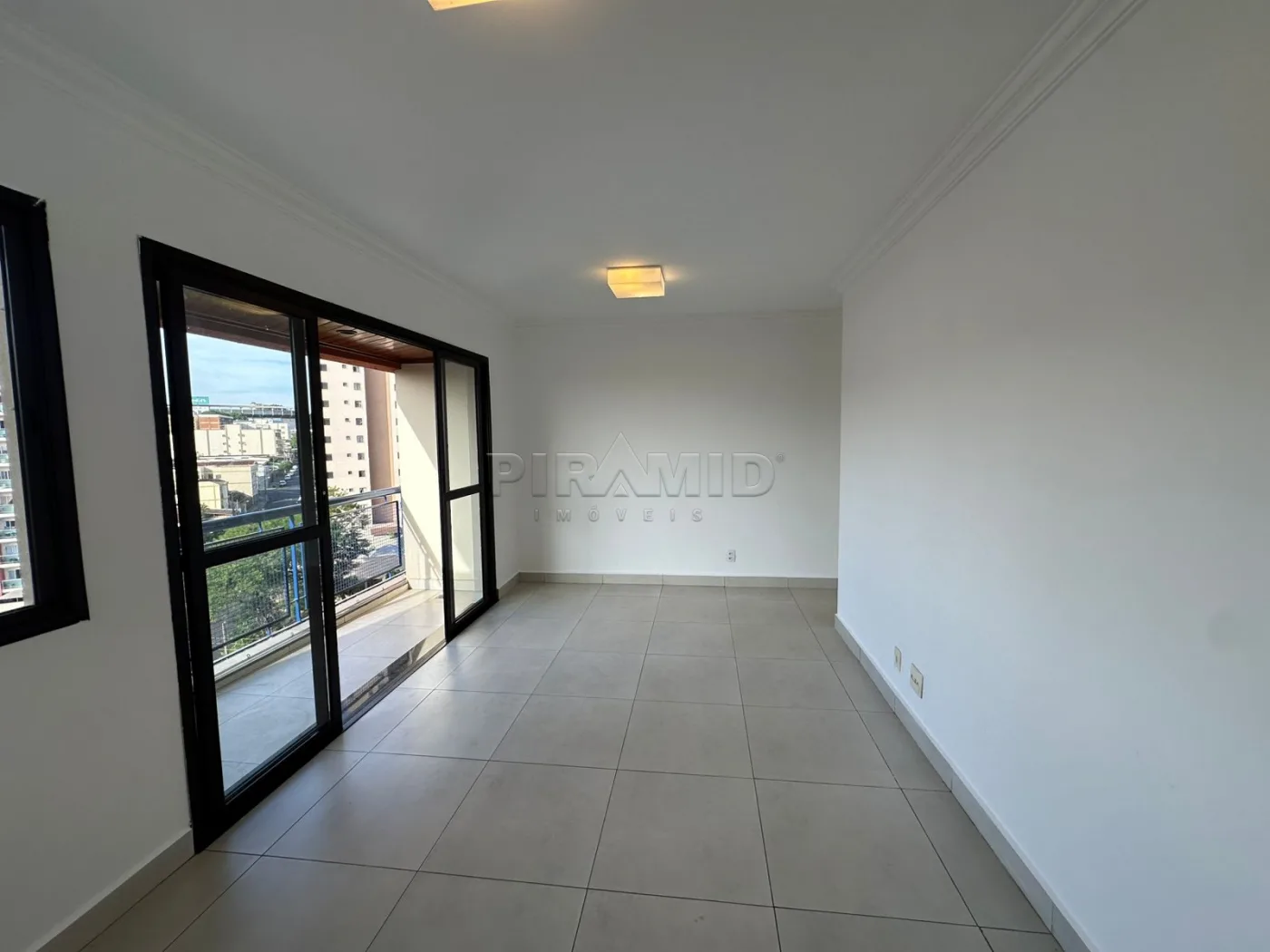 Alugar Apartamento / Padr&atilde;o em Ribeir&atilde;o Preto R$ 1.900,00 - Foto 2