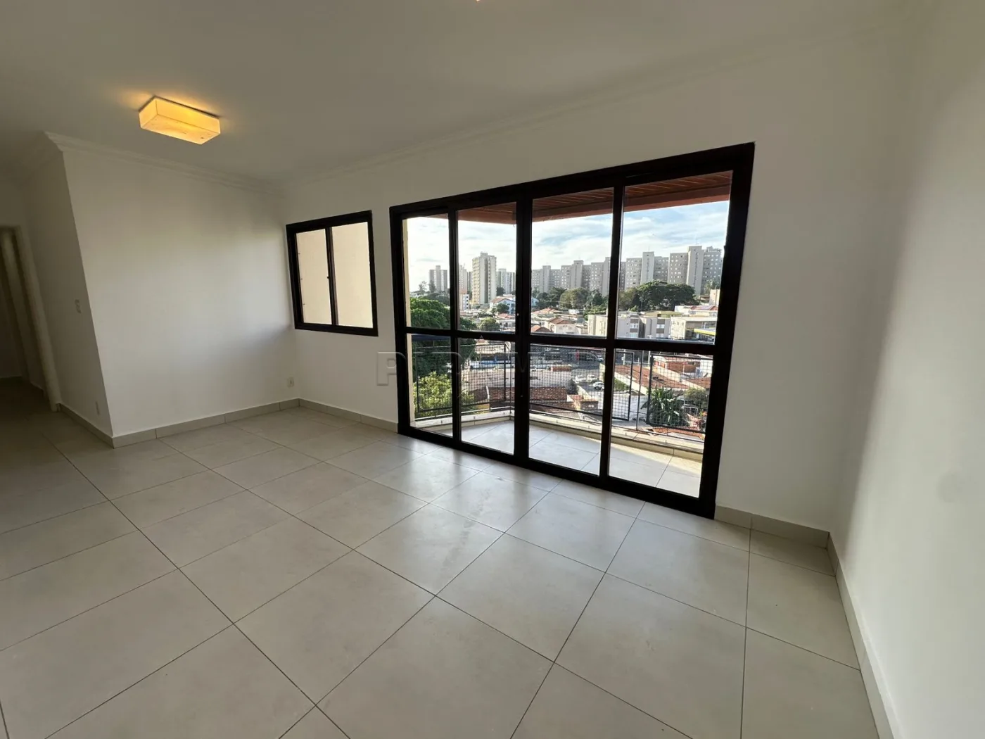 Alugar Apartamento / Padr&atilde;o em Ribeir&atilde;o Preto R$ 1.900,00 - Foto 3