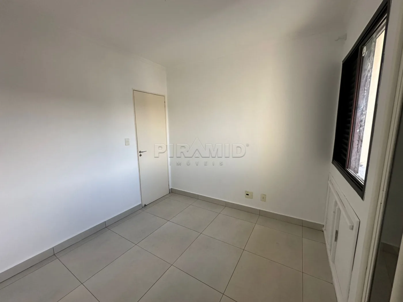 Alugar Apartamento / Padr&atilde;o em Ribeir&atilde;o Preto R$ 1.900,00 - Foto 10