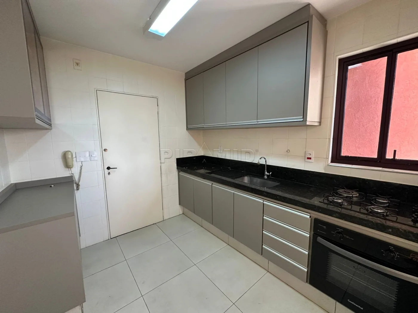 Alugar Apartamento / Padr&atilde;o em Ribeir&atilde;o Preto R$ 1.900,00 - Foto 15