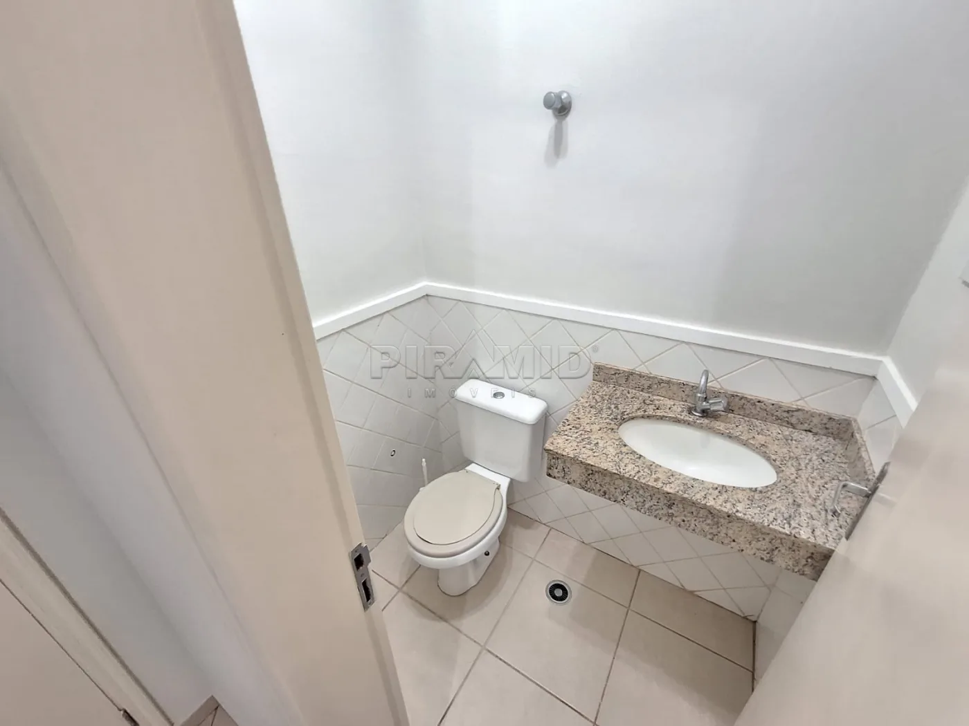 Alugar Comercial / Sala em Ribeir&atilde;o Preto R$ 750,00 - Foto 5