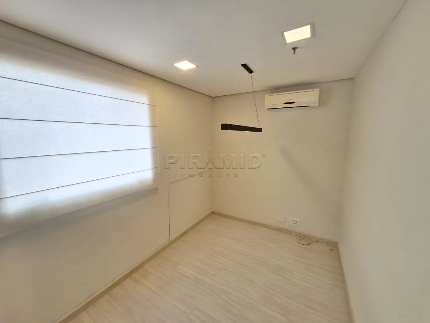 Alugar Comercial / Sala em Ribeir&atilde;o Preto R$ 2.300,00 - Foto 7