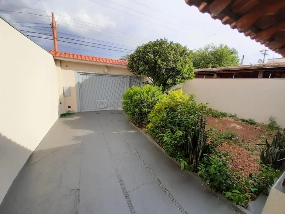 Alugar Casa / Padr&atilde;o em Ribeir&atilde;o Preto R$ 2.000,00 - Foto 3