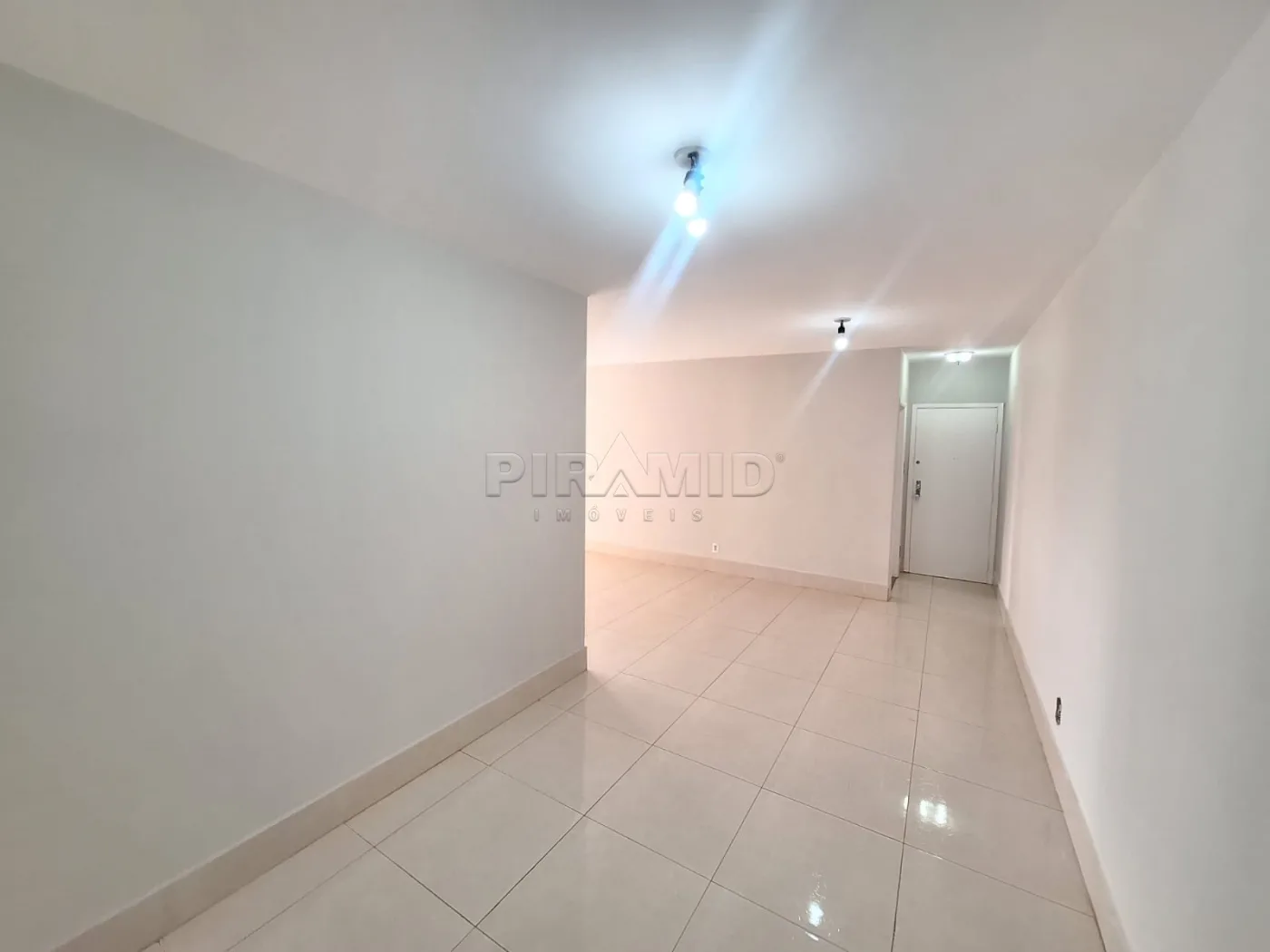 Alugar Apartamento / Padr&atilde;o em Ribeir&atilde;o Preto R$ 1.900,00 - Foto 5