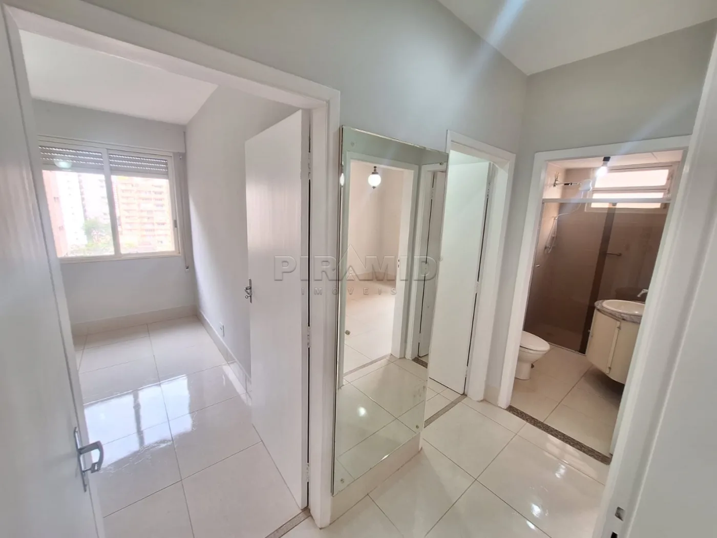 Alugar Apartamento / Padr&atilde;o em Ribeir&atilde;o Preto R$ 1.900,00 - Foto 7