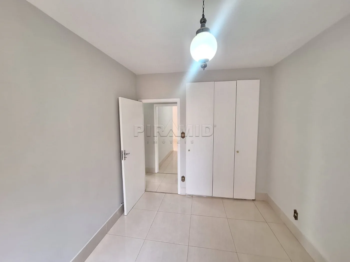 Alugar Apartamento / Padr&atilde;o em Ribeir&atilde;o Preto R$ 1.900,00 - Foto 9