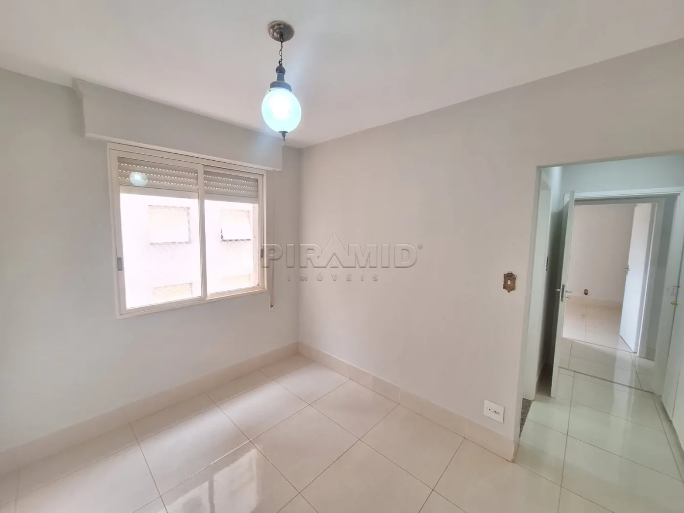 Alugar Apartamento / Padr&atilde;o em Ribeir&atilde;o Preto R$ 1.900,00 - Foto 17