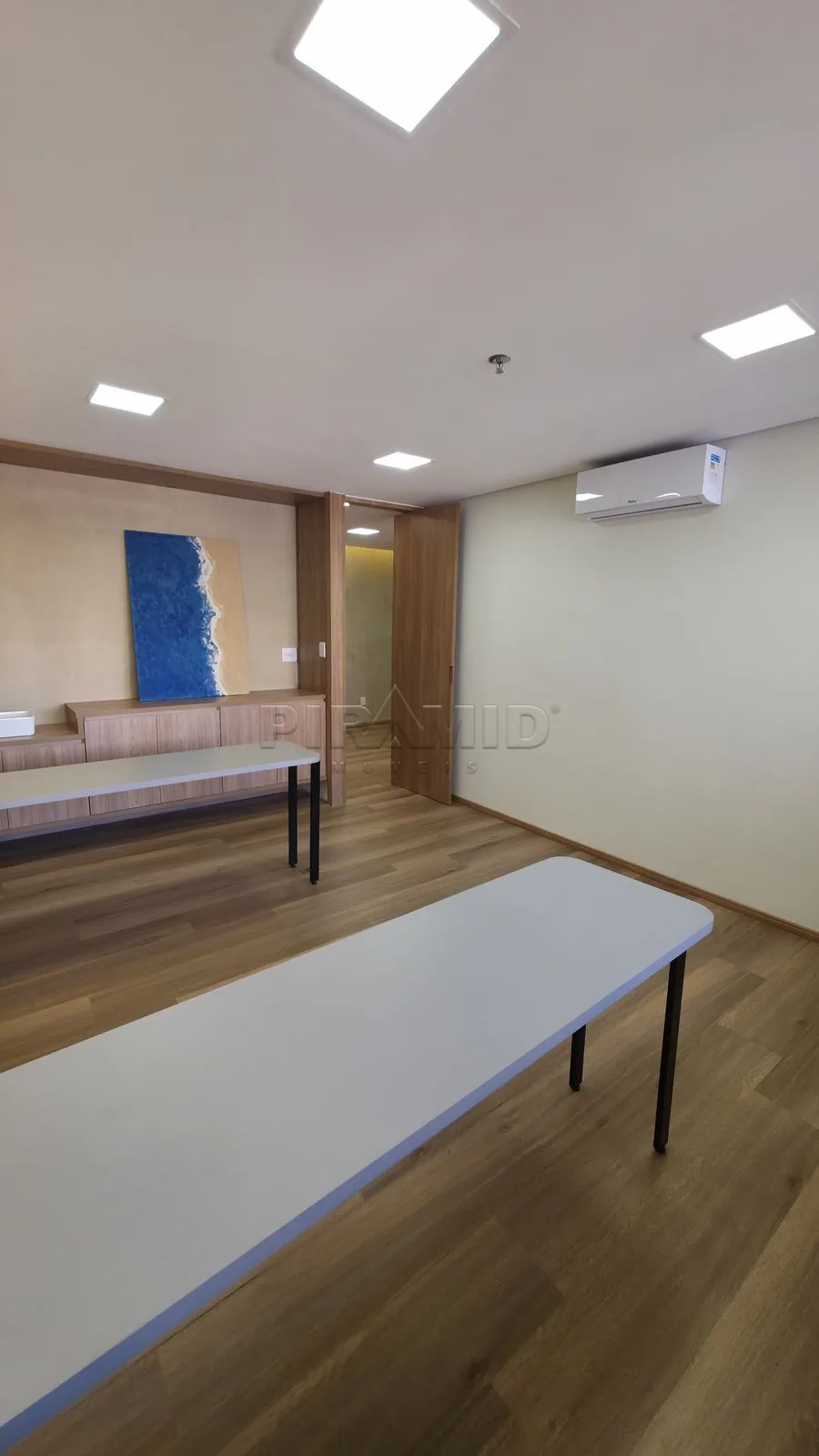 Alugar Comercial / Sala em Ribeir&atilde;o Preto R$ 1.800,00 - Foto 5