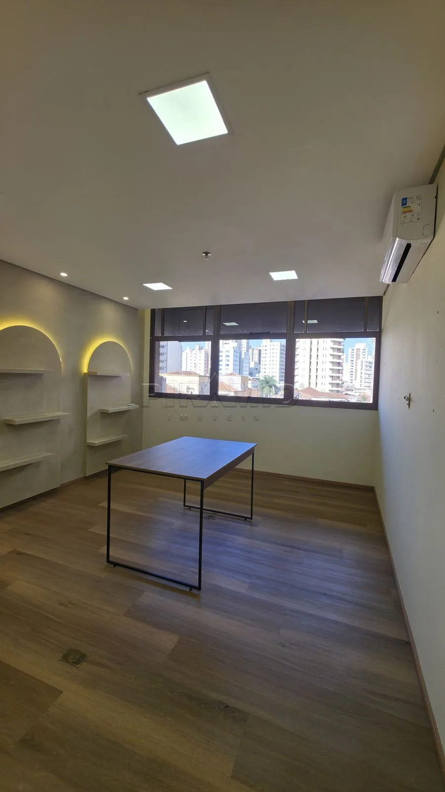 Alugar Comercial / Sala em Ribeir&atilde;o Preto R$ 1.800,00 - Foto 8