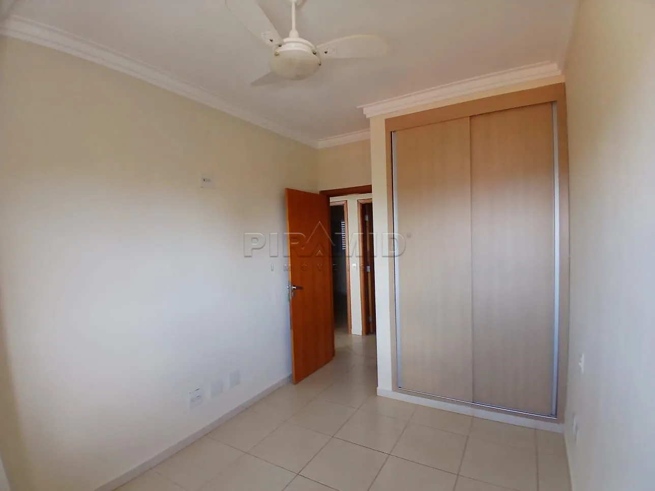 Alugar Apartamento / Padr&atilde;o em Ribeir&atilde;o Preto R$ 2.900,00 - Foto 12