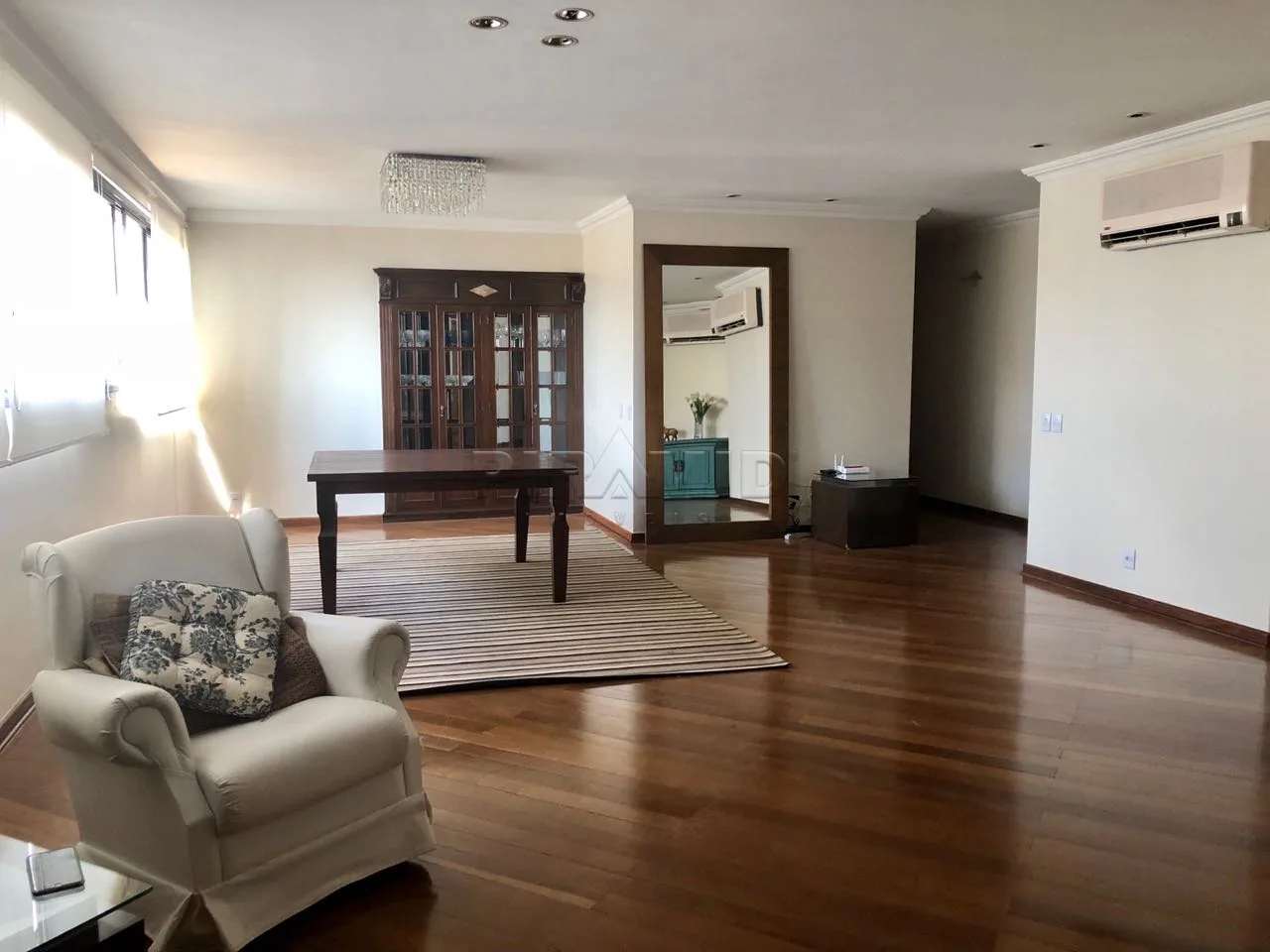 Alugar Apartamento / Cobertura em Ribeir&atilde;o Preto R$ 6.000,00 - Foto 1