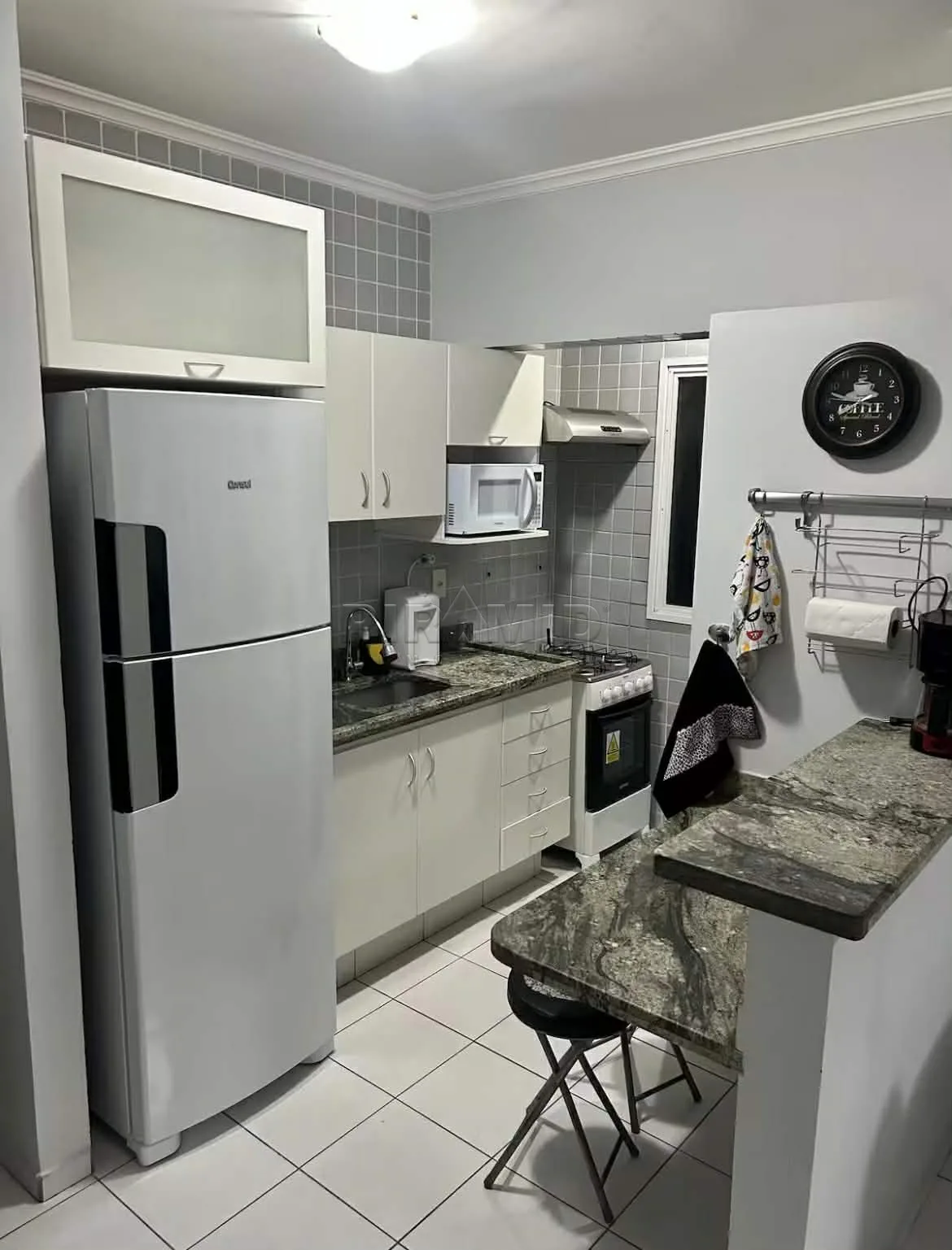 Alugar Apartamento / Padr&atilde;o em Ribeir&atilde;o Preto R$ 1.000,00 - Foto 8