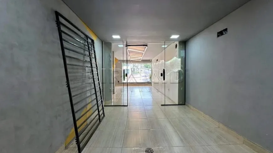 Alugar Comercial / Sal&atilde;o em Ribeir&atilde;o Preto R$ 9.000,00 - Foto 4