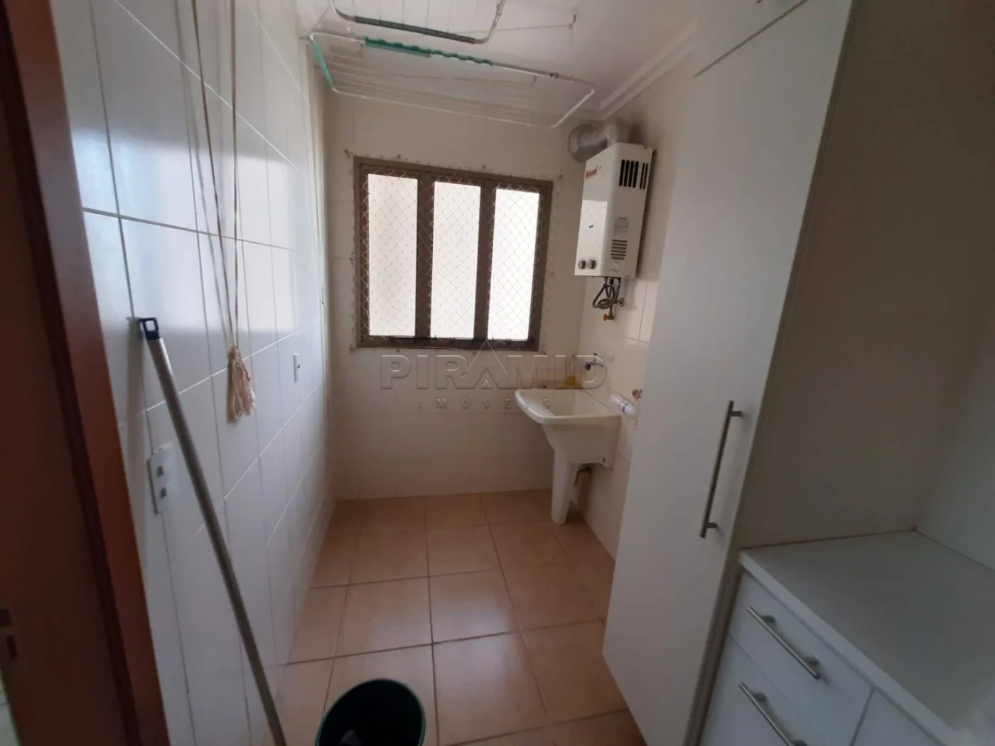 Alugar Apartamento / Padr&atilde;o em Ribeir&atilde;o Preto R$ 2.500,00 - Foto 11