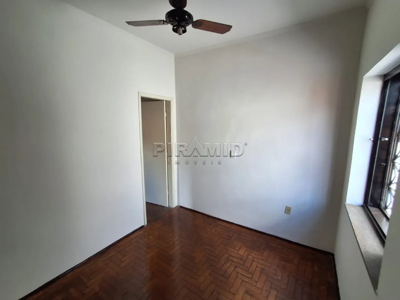 Alugar Casa / Padr&atilde;o em Ribeir&atilde;o Preto R$ 2.000,00 - Foto 7