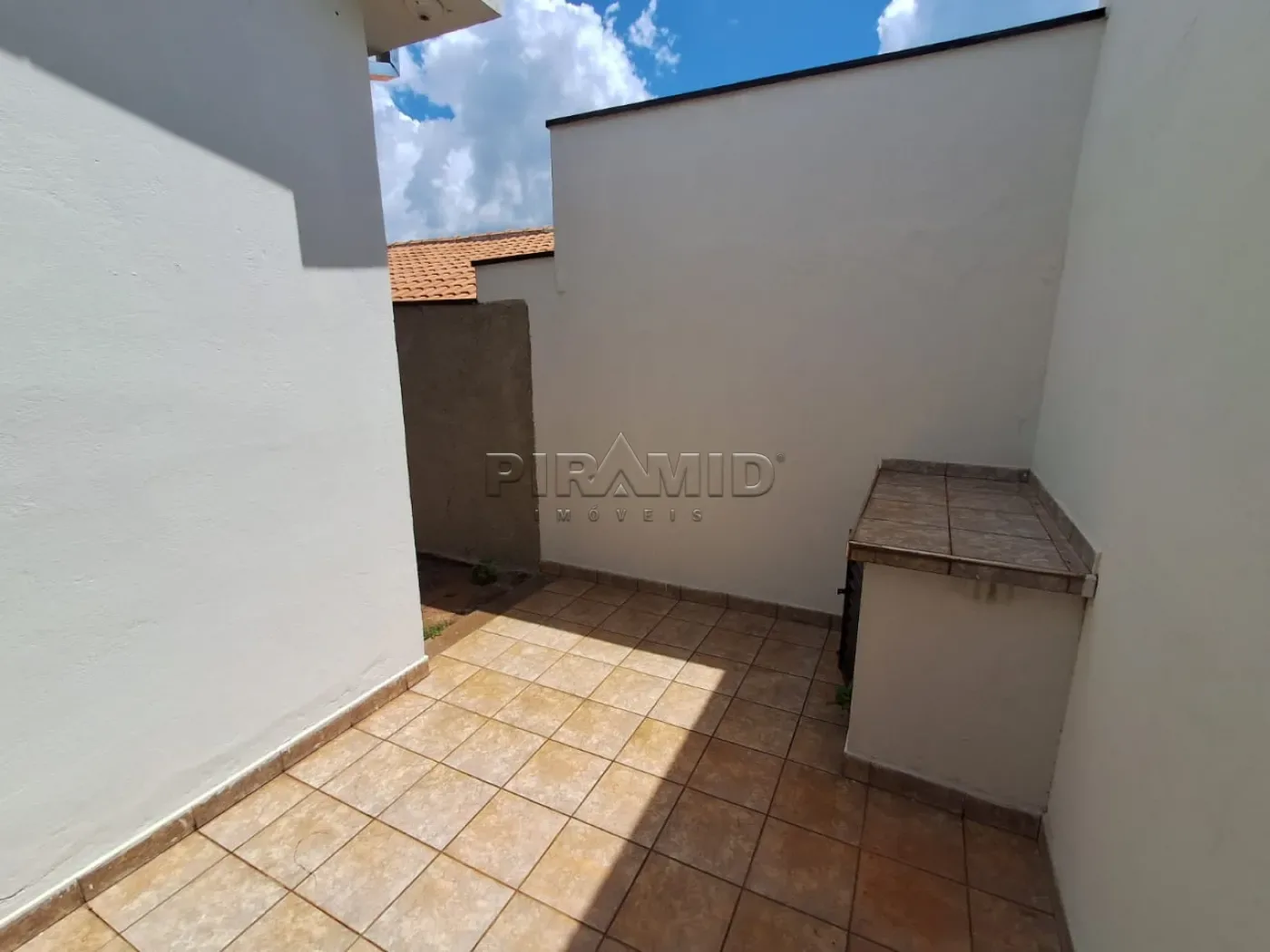 Alugar Casa / Padr&atilde;o em Ribeir&atilde;o Preto R$ 2.000,00 - Foto 14