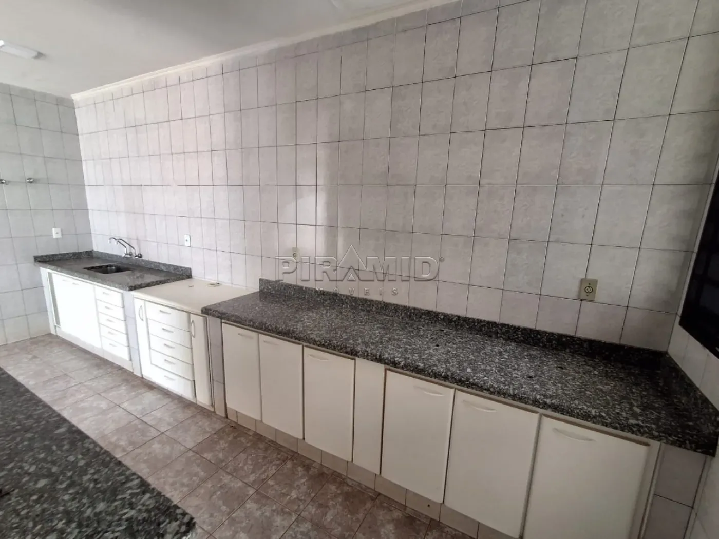 Alugar Casa / Padr&atilde;o em Ribeir&atilde;o Preto R$ 2.000,00 - Foto 20