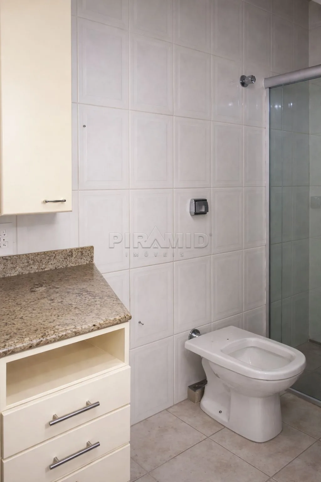 Alugar Casa / Padr&atilde;o em Ribeir&atilde;o Preto R$ 2.500,00 - Foto 5