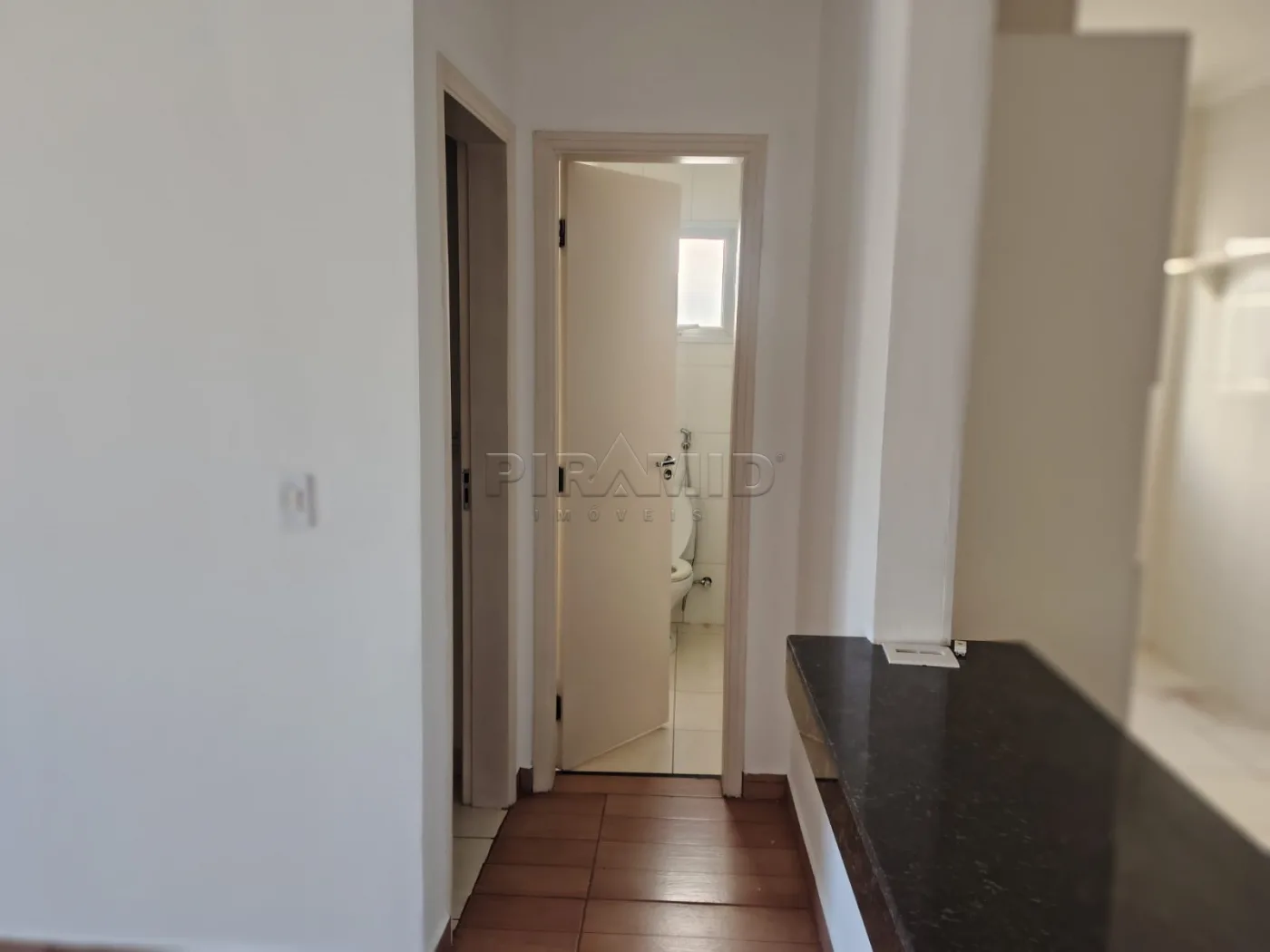 Alugar Apartamento / Padr&atilde;o em Ribeir&atilde;o Preto R$ 1.300,00 - Foto 12