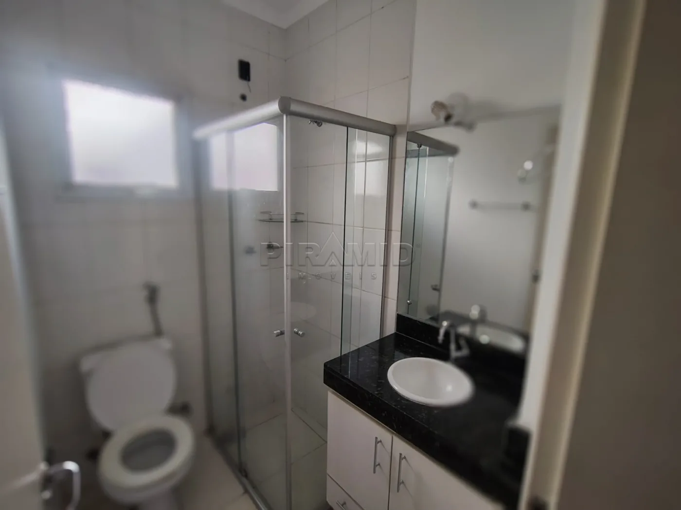 Alugar Apartamento / Padr&atilde;o em Ribeir&atilde;o Preto R$ 1.300,00 - Foto 14