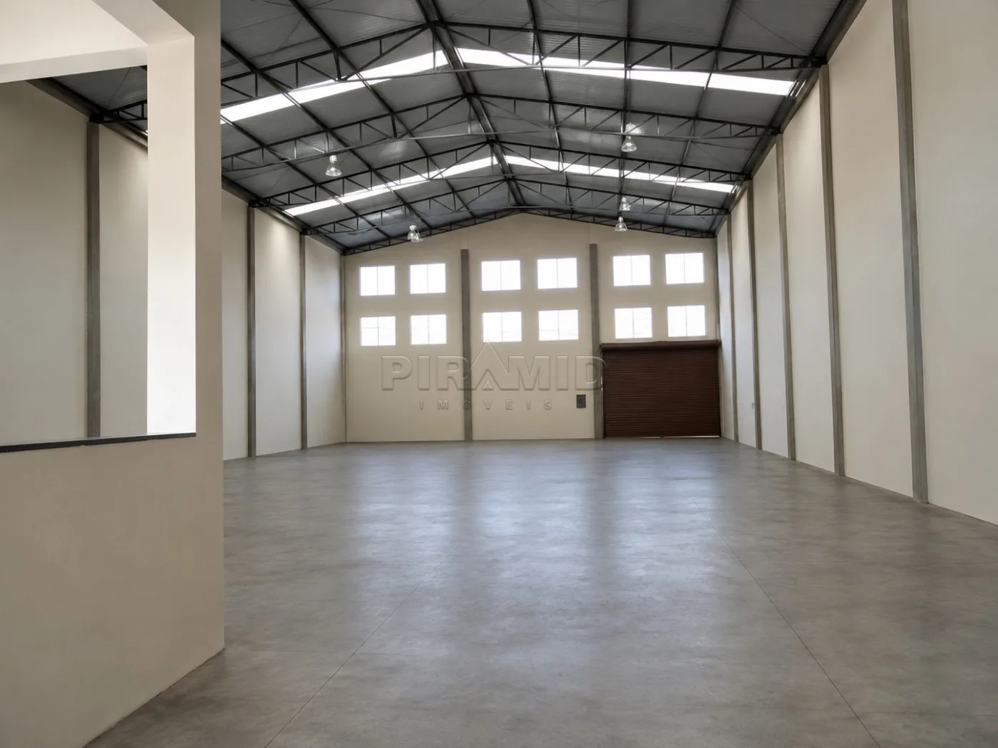 Alugar Comercial / Galp&atilde;o  Barrac&atilde;o em Ribeir&atilde;o Preto R$ 15.000,00 - Foto 1