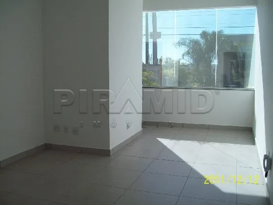 Alugar Comercial / Sala em Ribeir&atilde;o Preto R$ 550,00 - Foto 1