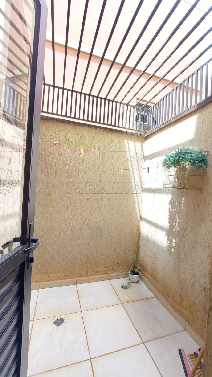 Comprar Apartamento / Padr&atilde;o em Ribeir&atilde;o Preto R$ 350.000,00 - Foto 12