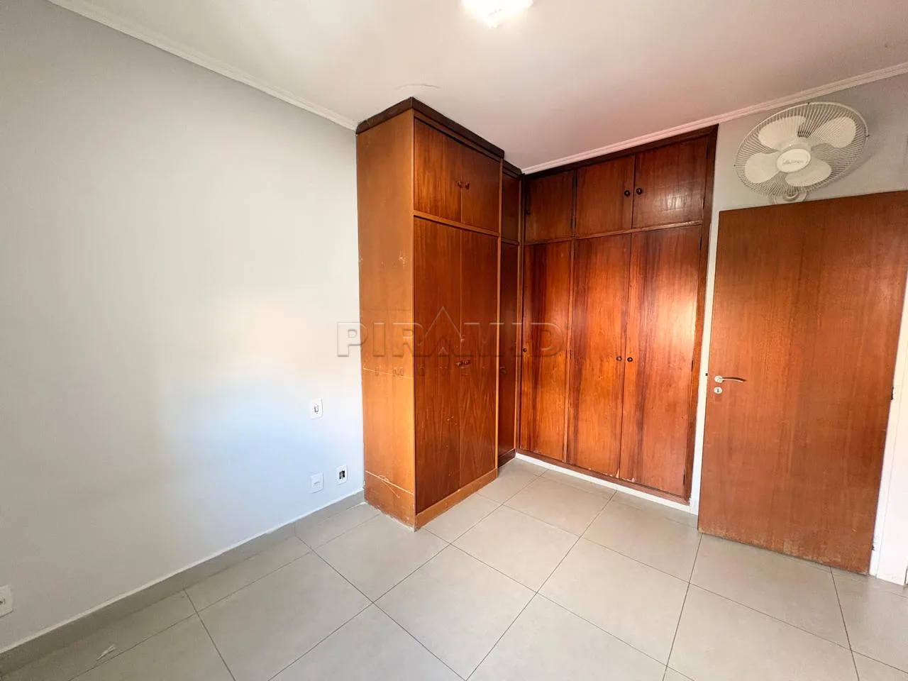 Alugar Apartamento / Padr&atilde;o em Ribeir&atilde;o Preto R$ 1.000,00 - Foto 18