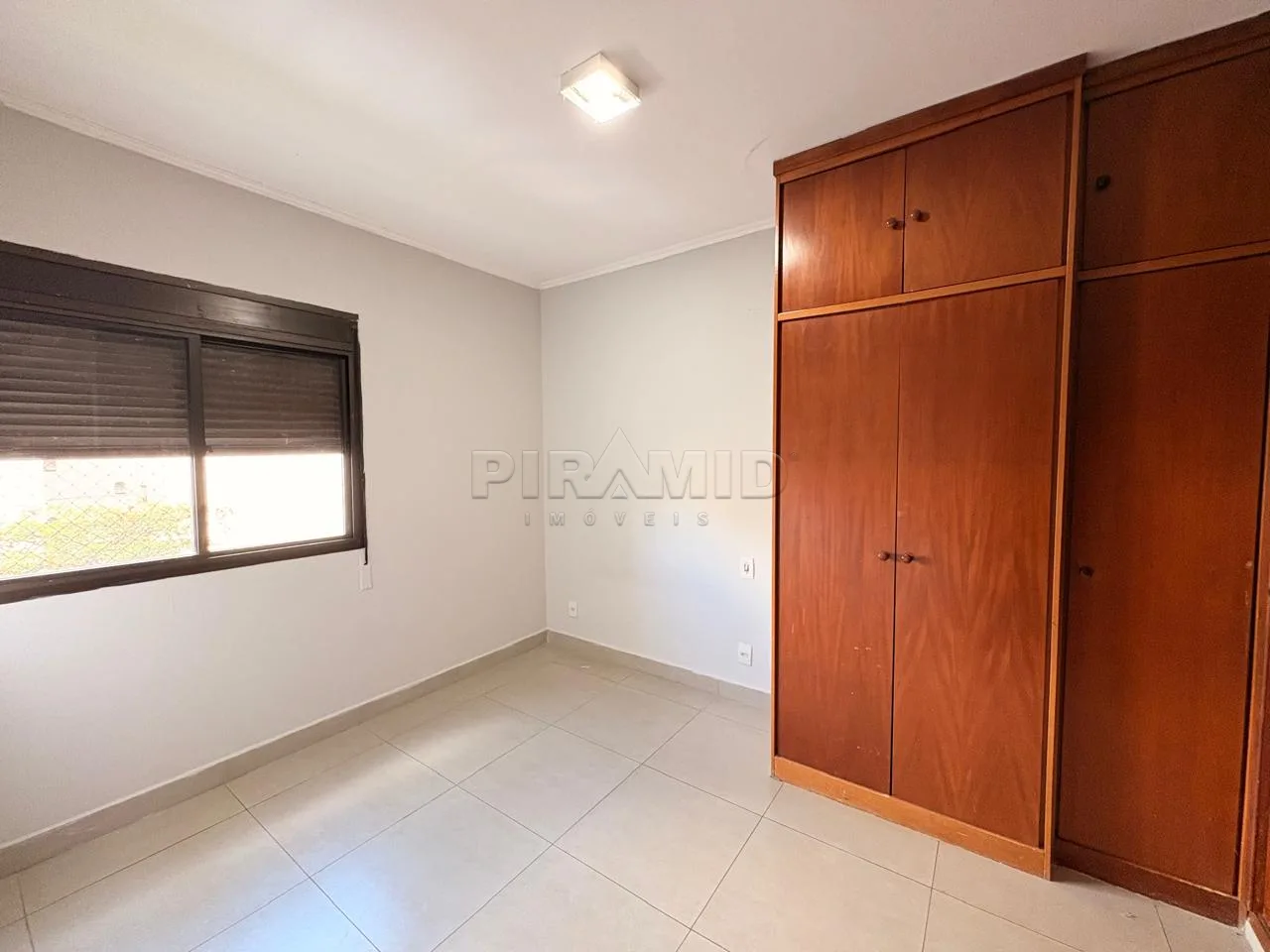 Alugar Apartamento / Padr&atilde;o em Ribeir&atilde;o Preto R$ 1.000,00 - Foto 22