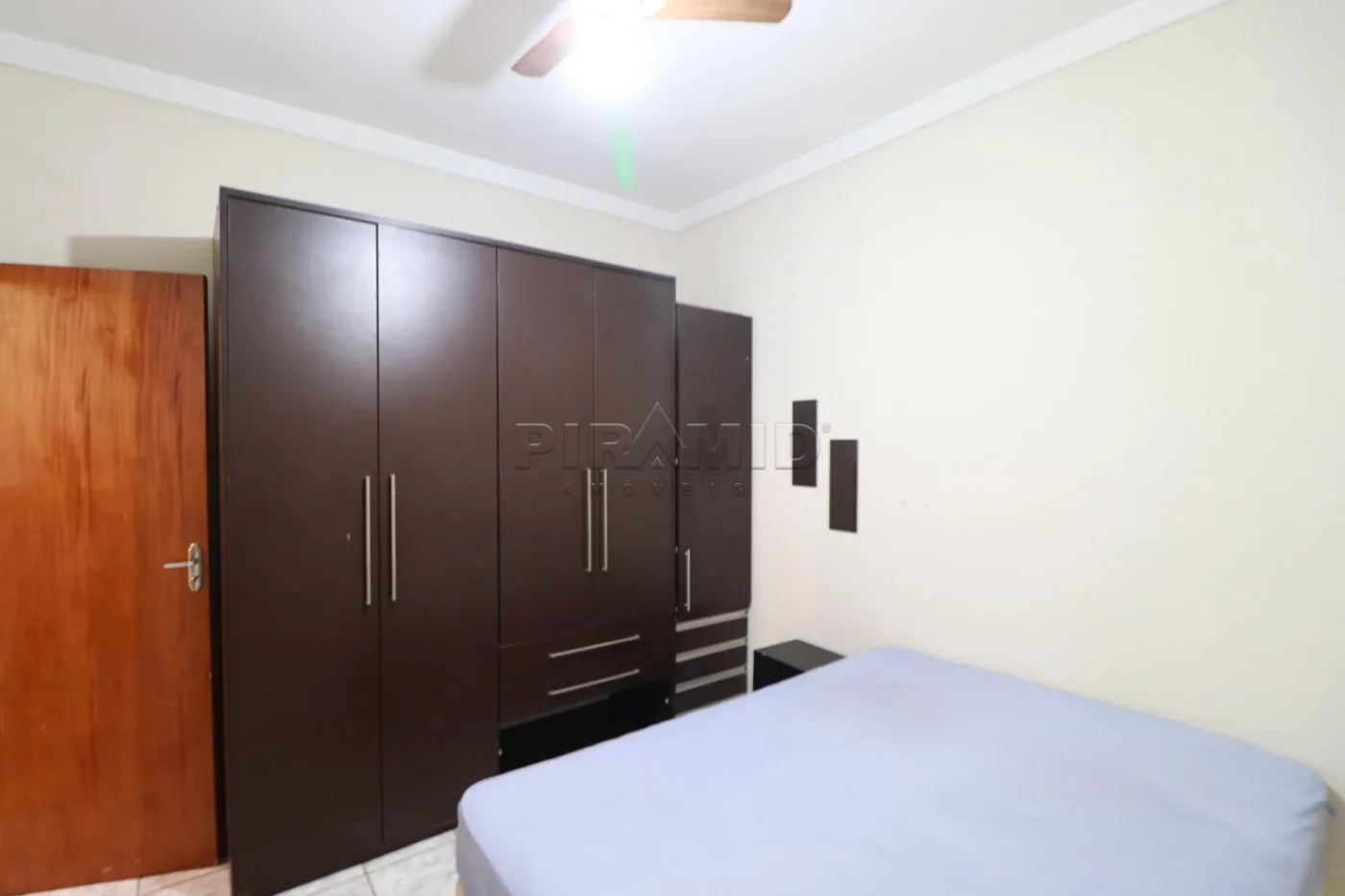 Alugar Casa / Padr&atilde;o em Ribeir&atilde;o Preto R$ 2.400,00 - Foto 9