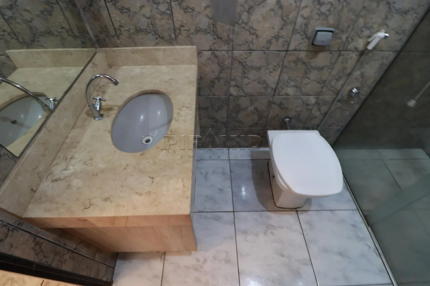 Alugar Casa / Padr&atilde;o em Ribeir&atilde;o Preto R$ 2.400,00 - Foto 6