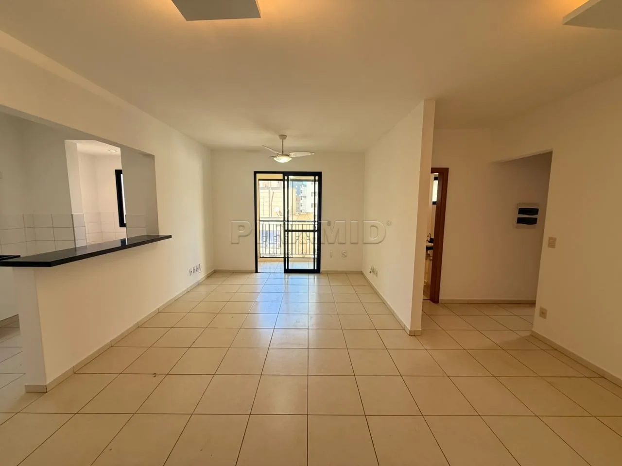 Alugar Apartamento / Padr&atilde;o em Ribeir&atilde;o Preto R$ 2.950,00 - Foto 4