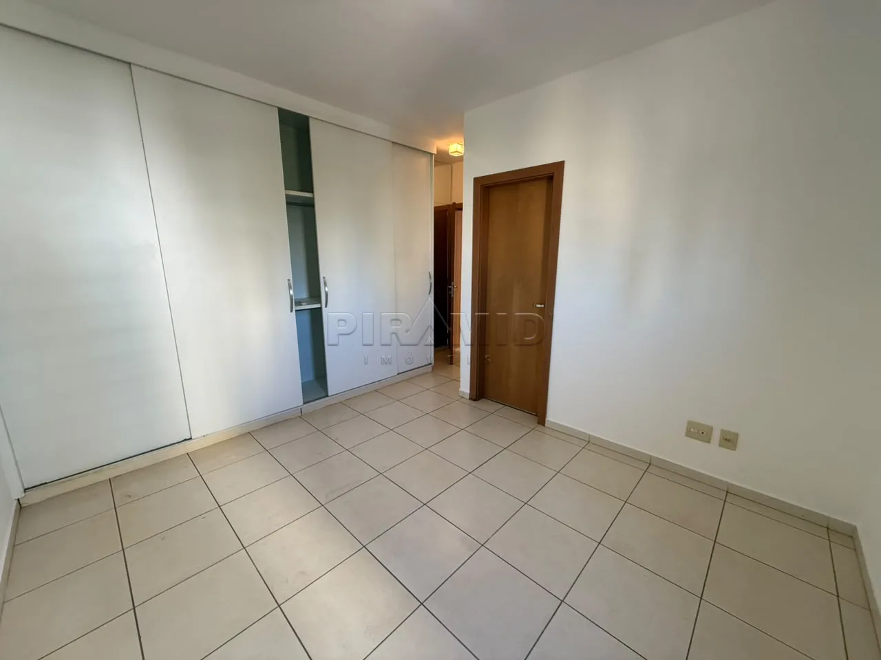 Alugar Apartamento / Padr&atilde;o em Ribeir&atilde;o Preto R$ 2.950,00 - Foto 9