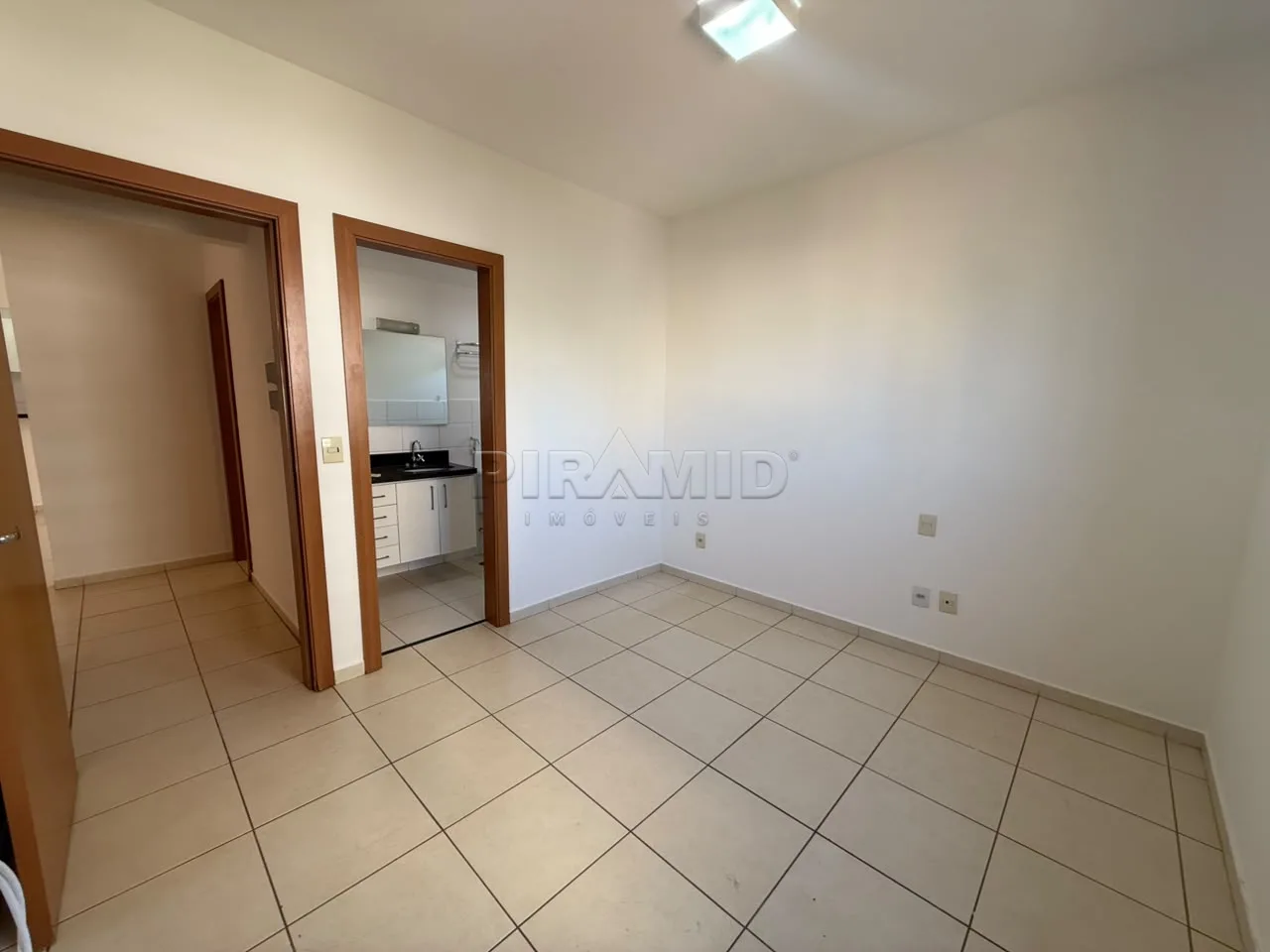 Alugar Apartamento / Padr&atilde;o em Ribeir&atilde;o Preto R$ 2.950,00 - Foto 11